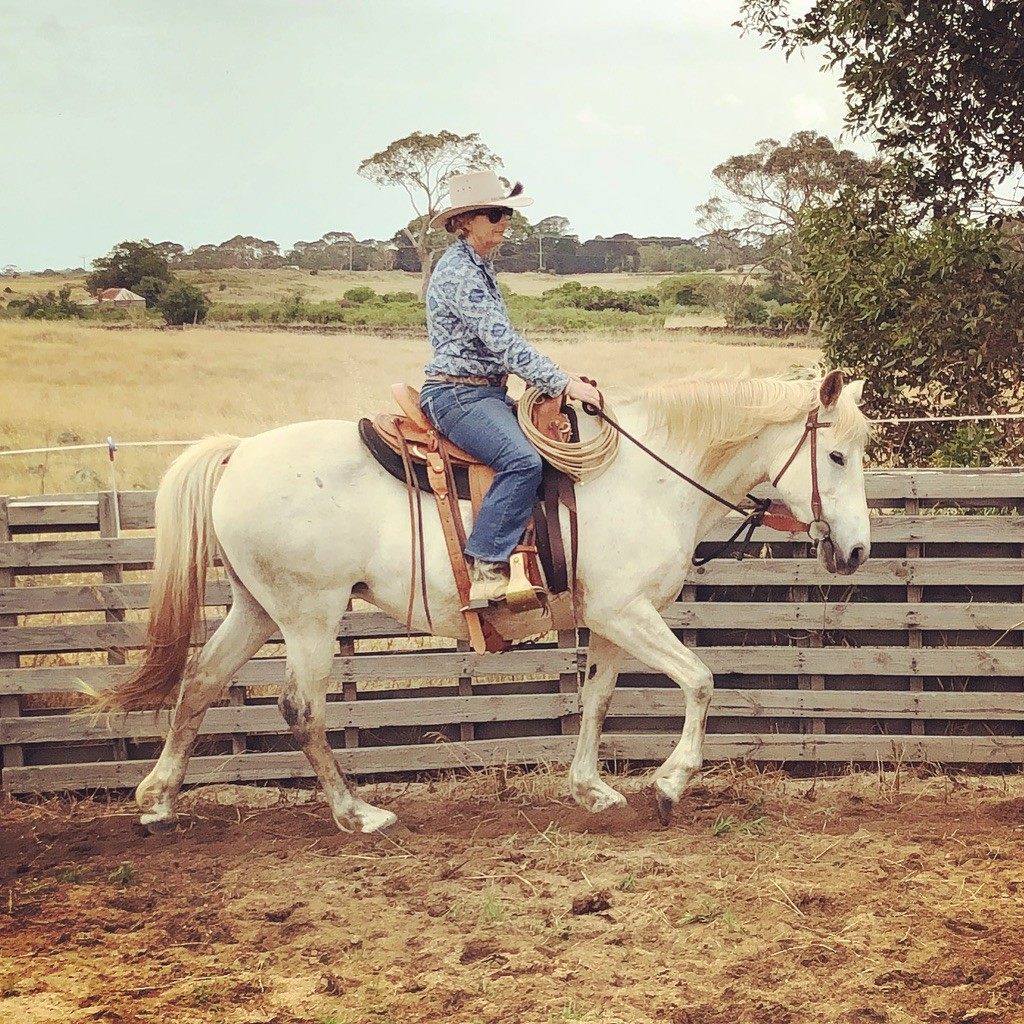 Natural Horseman Saddle Ranch Roper